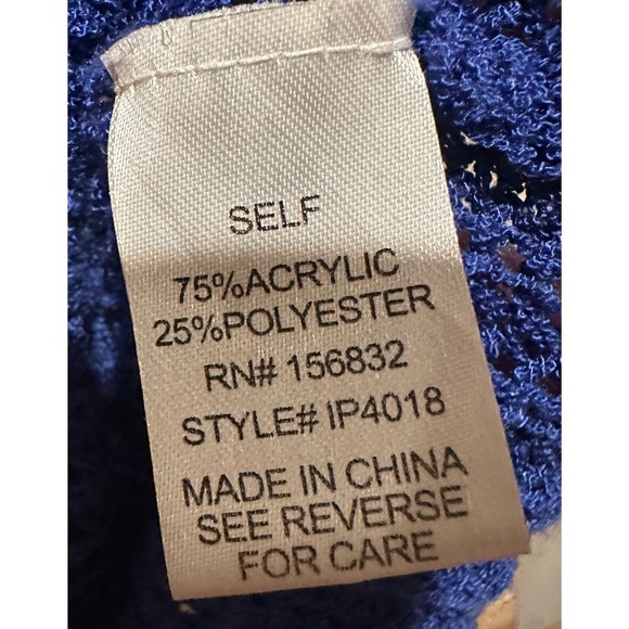 BiBi Women’s Royal Blue Oversized Flush Knit‎ Top Size Small - Picture 3 of 4